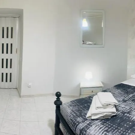 Tiffany House Apartamento *